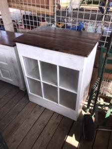Primitive-style kitchen island furniture