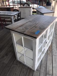 Primitive-style kitchen island furniture