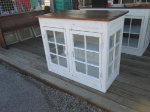 Primitive-style kitchen island furniture