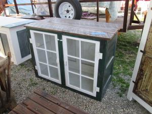 Primitive-style kitchen island furniture