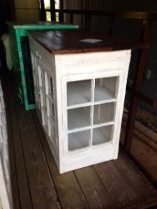 Primitive-style kitchen island furniture